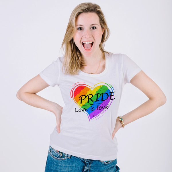 T-shirt Love Is Love Pride Mulher