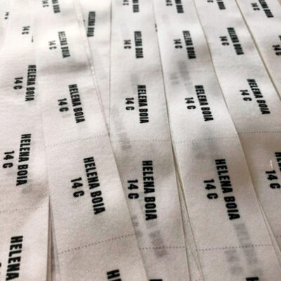Etiquetas personalizadas em cetim para t-shirts/roupas fitas de cetim
