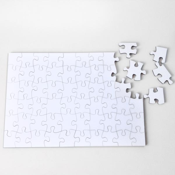 Puzzle de madeira branco para sublimação 60 peças 25x36cm em Branco