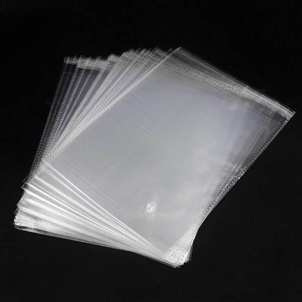 Sacos para embalar transparente com adesivo e furo em Portugal