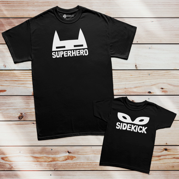 T-shirts Superhero e Sidekick conjunto pais e filhos preta